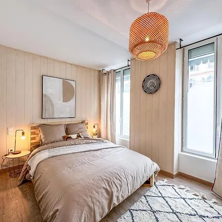 Elegance Au Coeur De Tarbes Apartment Exterior photo